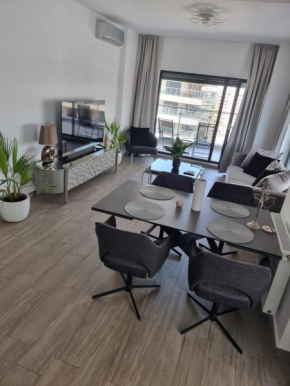 Apartament 3 camere, in Casa del Mar Mamaia Nord